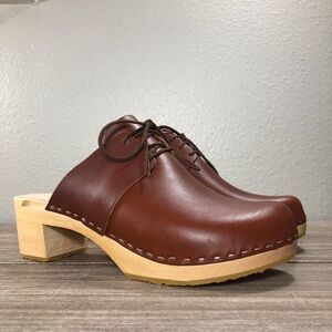 Bryr Camilla Clog NWOT sz 7